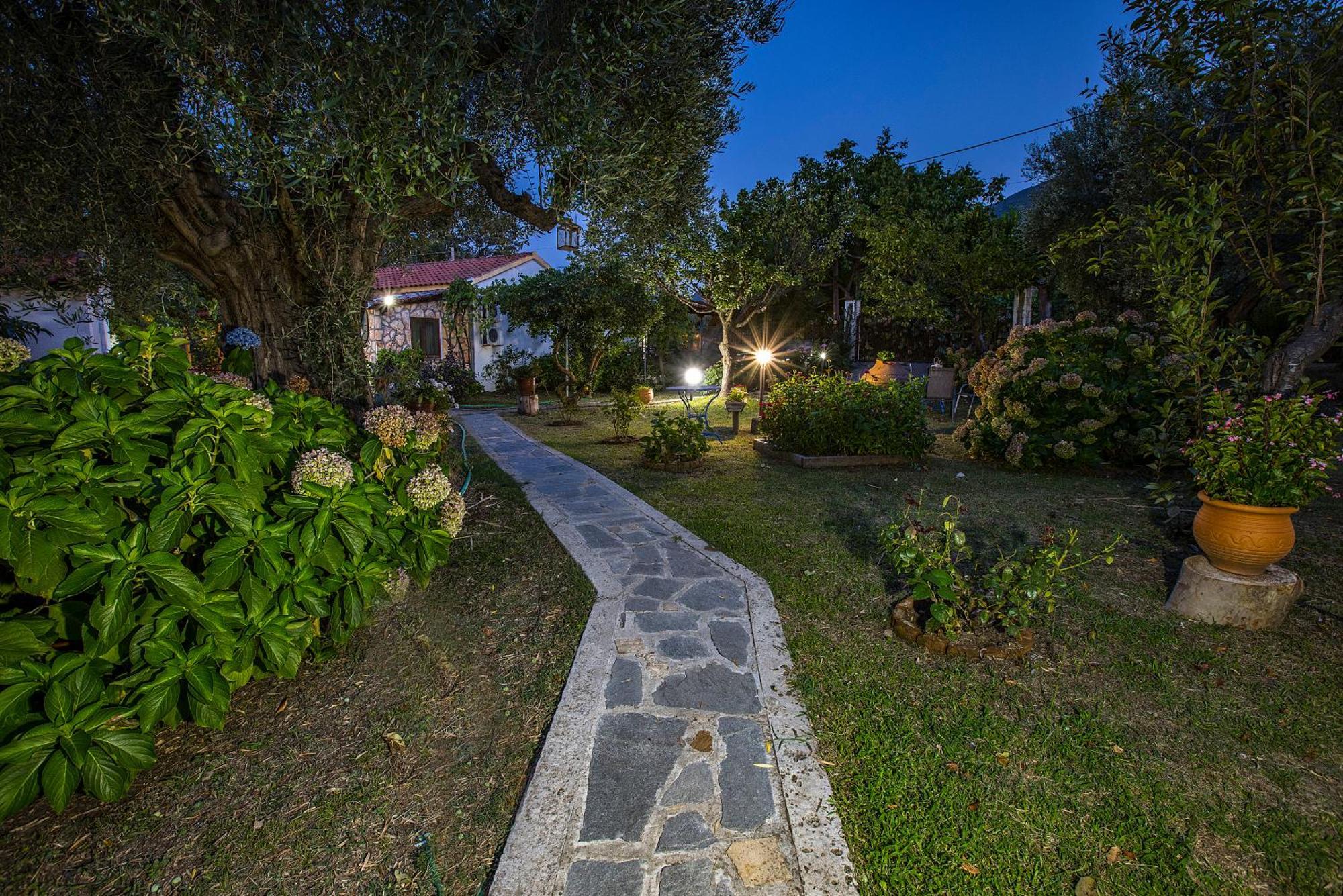 Alekas Studios Therma  Exterior photo